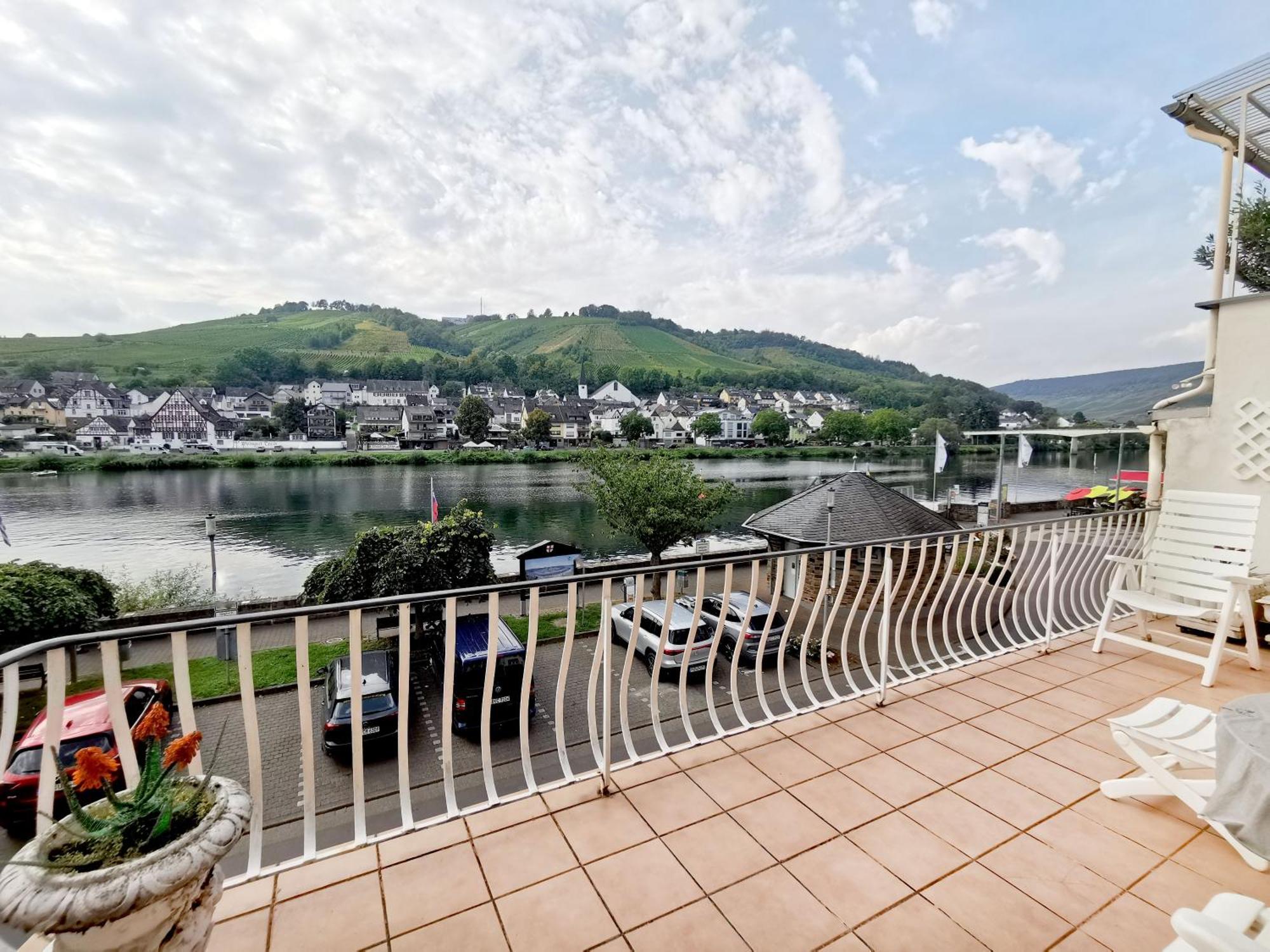 Mosel View Old Town Apartments Zell Exterior foto