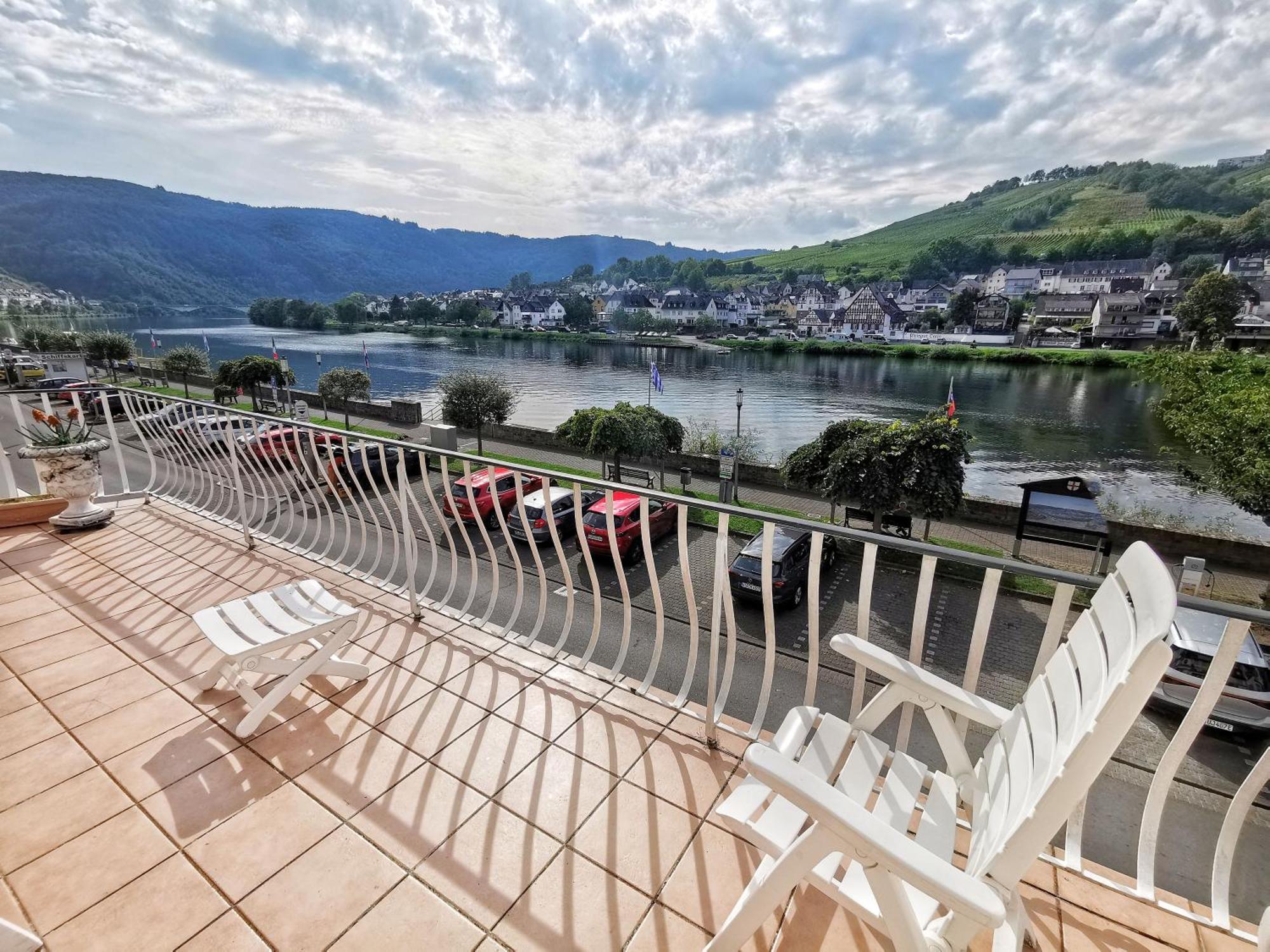 Mosel View Old Town Apartments Zell Exterior foto