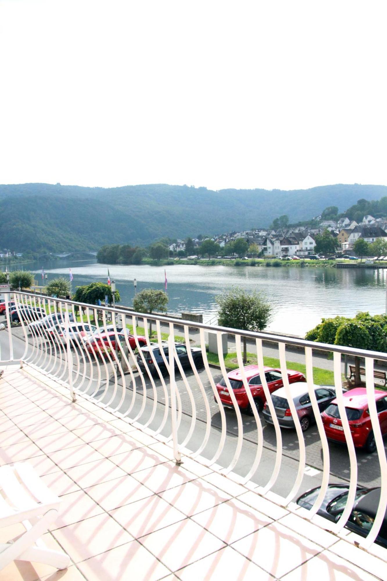 Mosel View Old Town Apartments Zell Exterior foto